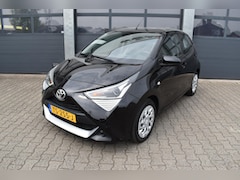 Toyota Aygo - 1.0 VVT-i 72pk X-Play