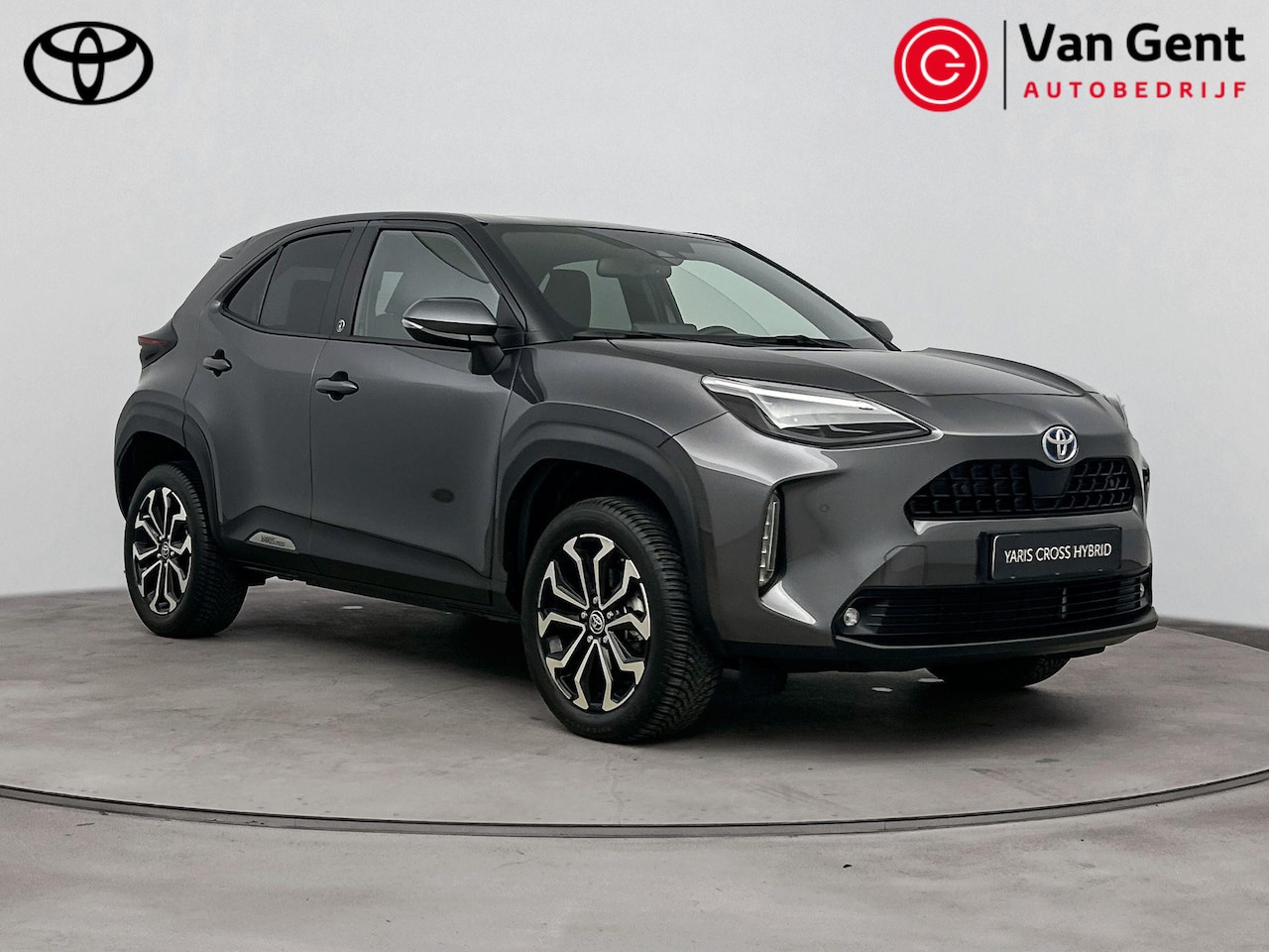 Toyota Yaris Cross - 1.5 Hybrid 115 First Edition | Parkeersensoren | Navigatie - AutoWereld.nl