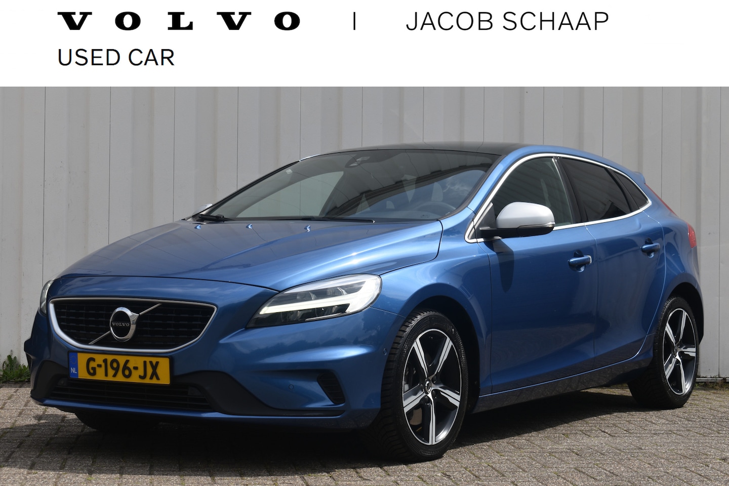 Volvo V40 - 1.5 T3 Polar+ Sport | Afneembare Trekhaak | Achteruitrij camera | Volledig onderhouden | - AutoWereld.nl