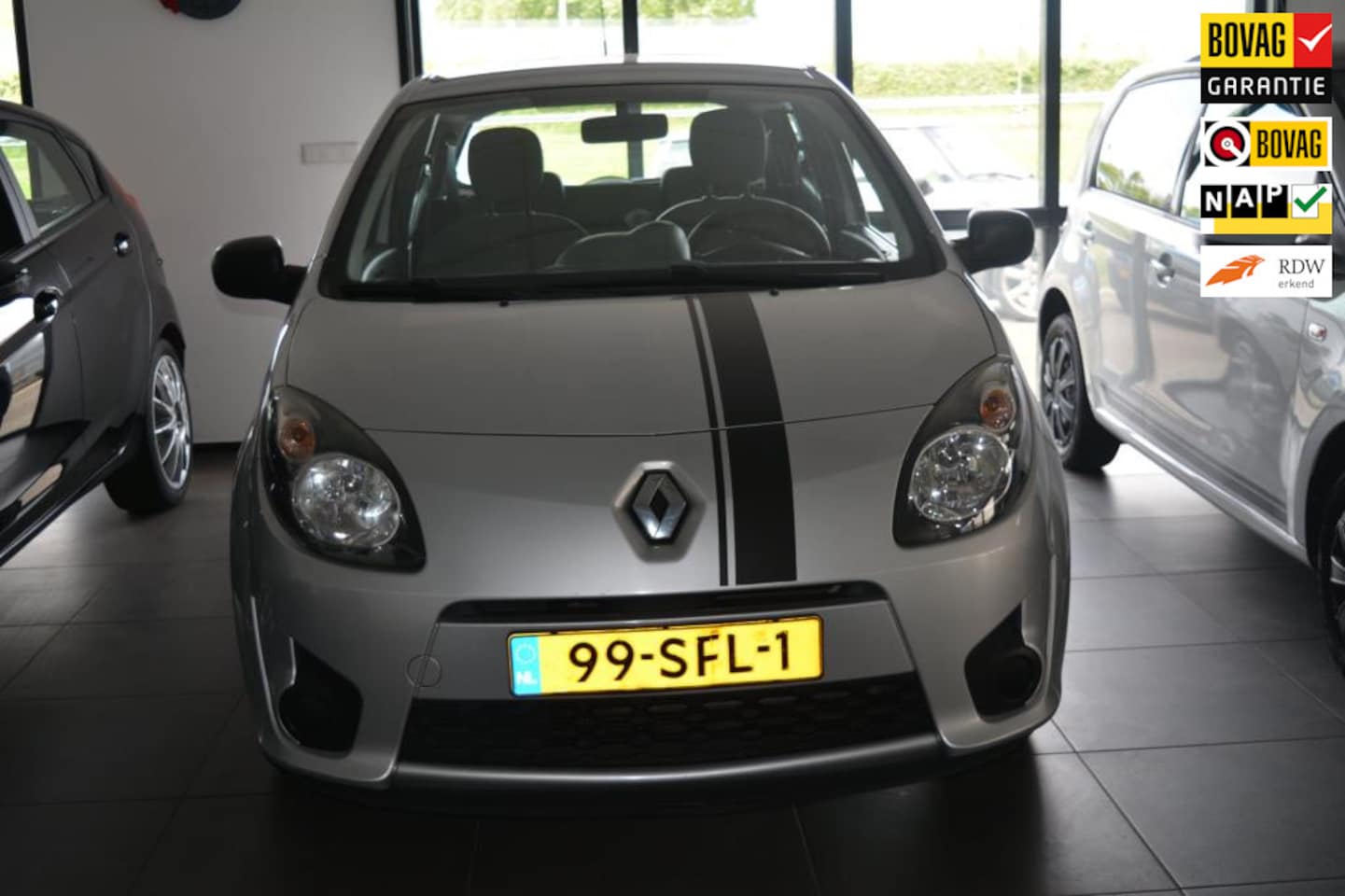 Renault Twingo - 1.2-16V Authentique 1.2-16V Authentique - AutoWereld.nl