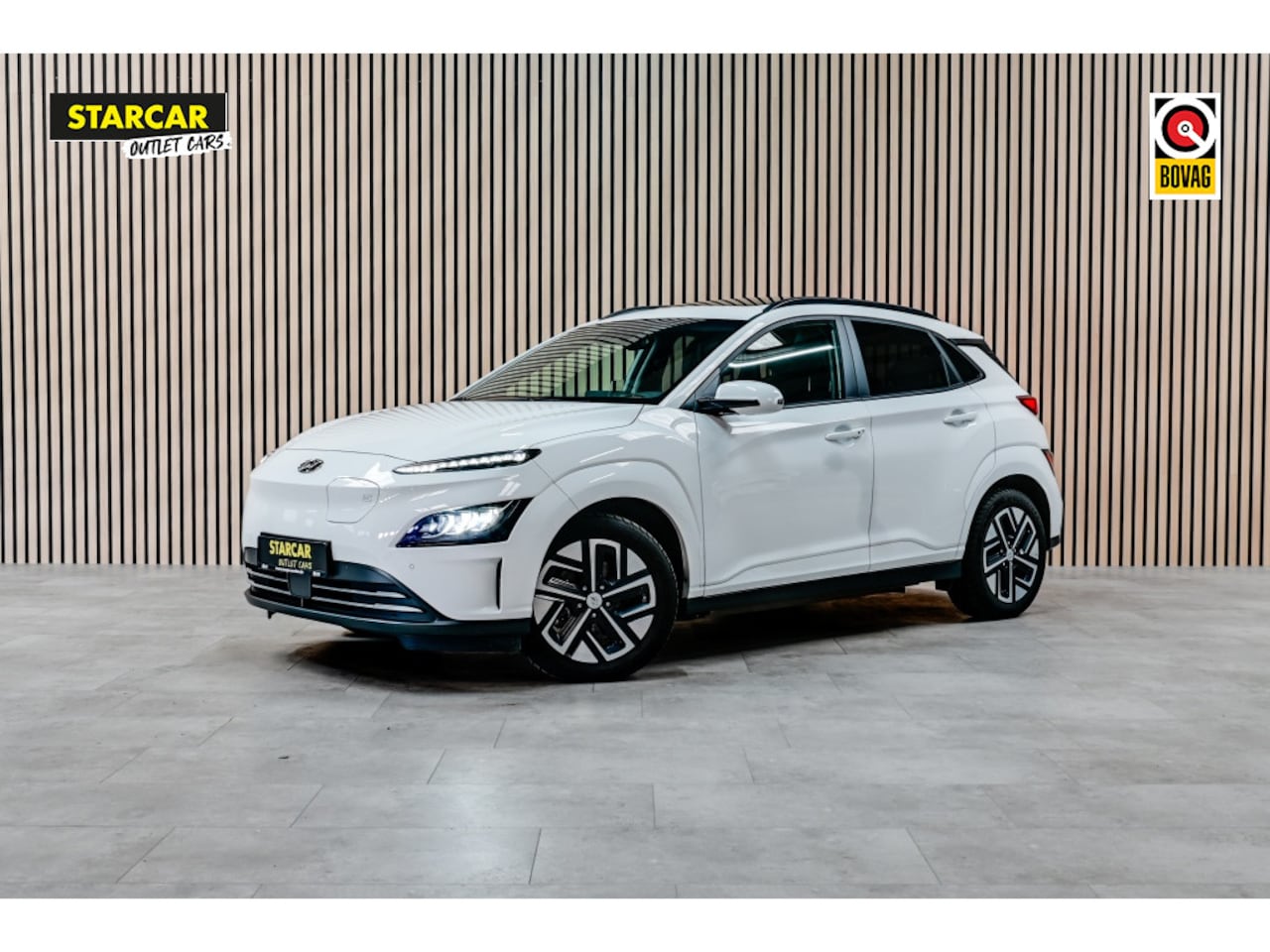 Hyundai Kona - Premium Sky 64kWh LR |Open dak|Leer|Stoelkoeling - AutoWereld.nl