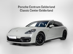 Porsche Panamera Sport Turismo - 4 E-Hybrid Platinum Edition