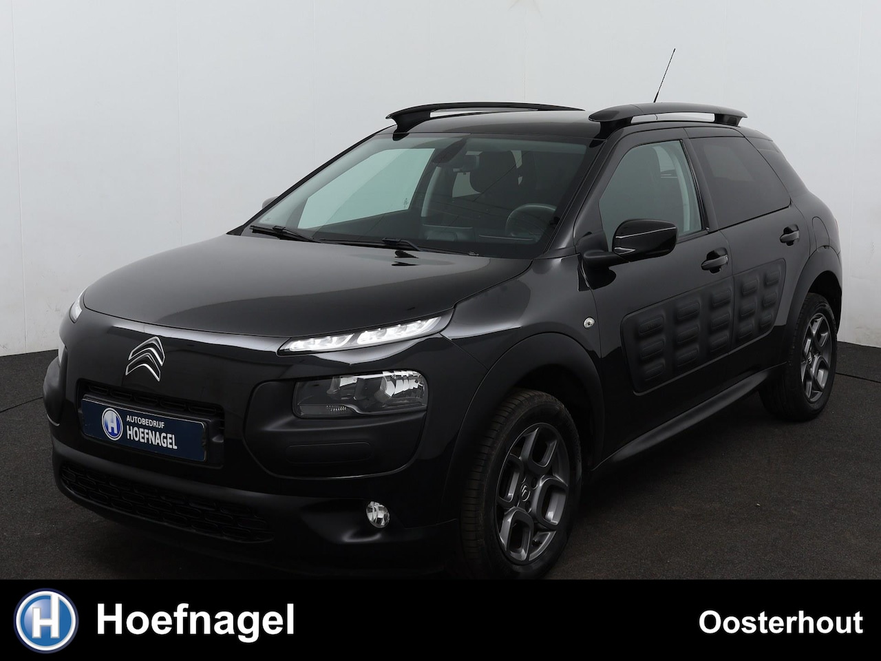 Citroën C4 Cactus - 1.2 PureTech Shine Automaat | Camera | Navigatie | Cruise Control - AutoWereld.nl