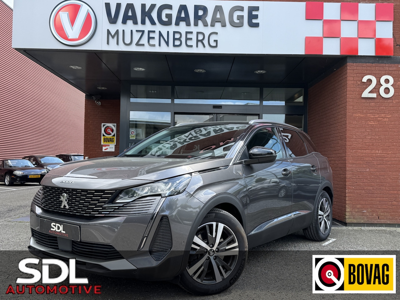 Peugeot 3008 - 1.6 HYbrid 225 Road Trip 1.6 HYbrid 225 Road Trip - AutoWereld.nl