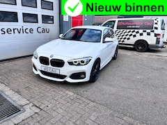 BMW 1-serie - 5-deurs hatchback 1er - 118i M Sport shadow Keyless|Leer|LED|PDC|18inch