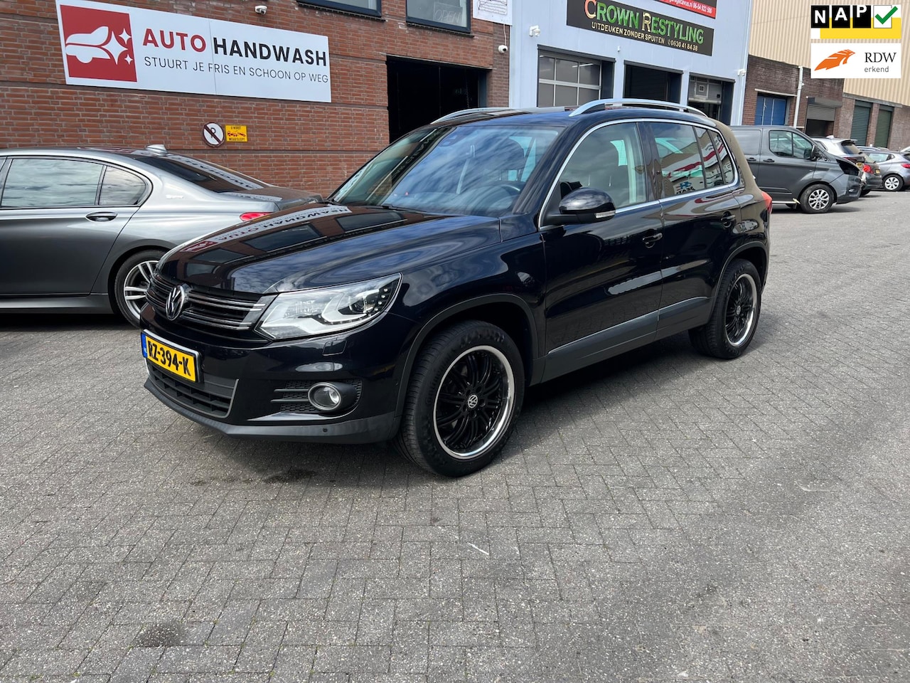 Volkswagen Tiguan - 2.0 TSI Sport&Style 4Motion Vol Opties - AutoWereld.nl