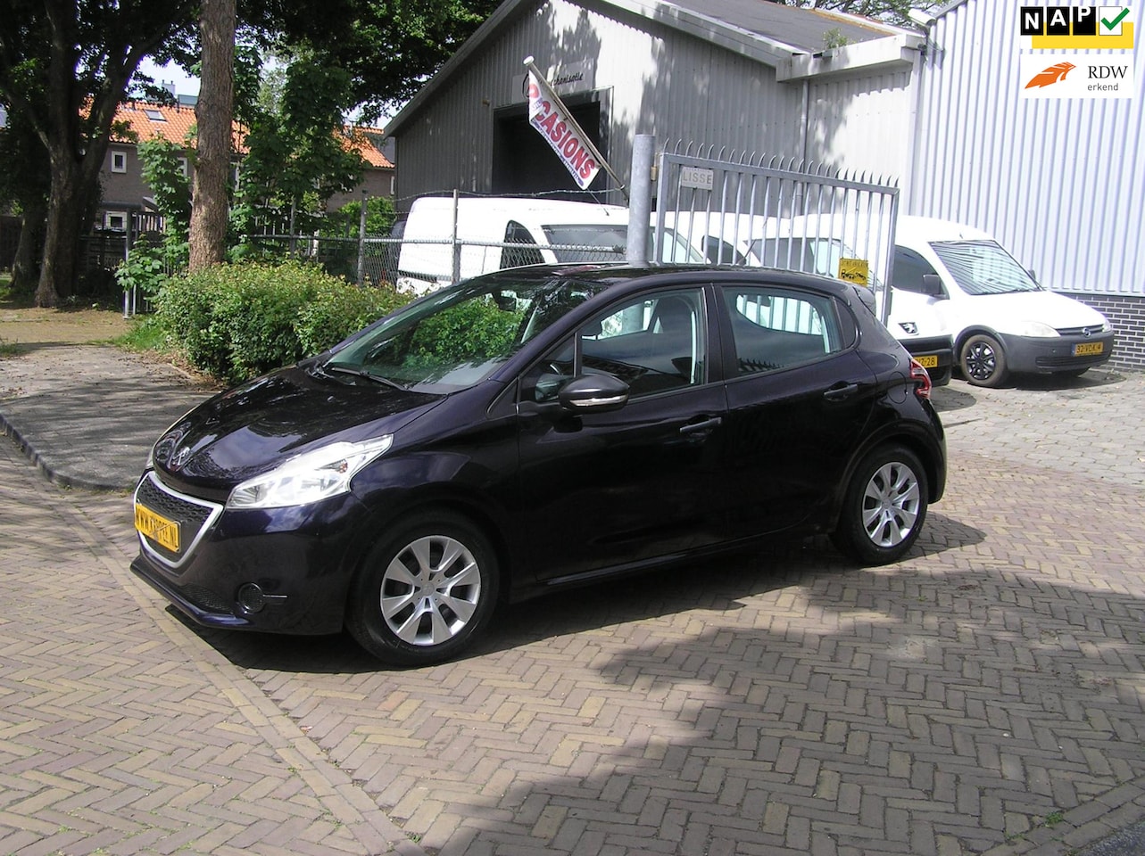 Peugeot 208 - 1.0 VTi Access nap pas stuurbkr apk - AutoWereld.nl