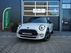 MINI Cooper - 1.5 Chili | Panoramadak | Stoelverwarming | Union Jack lichten | Zwarte Sierdelen