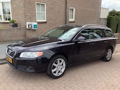 Volvo V70 - 1.6 T4 Limited Edition vol opties leder schuifdak