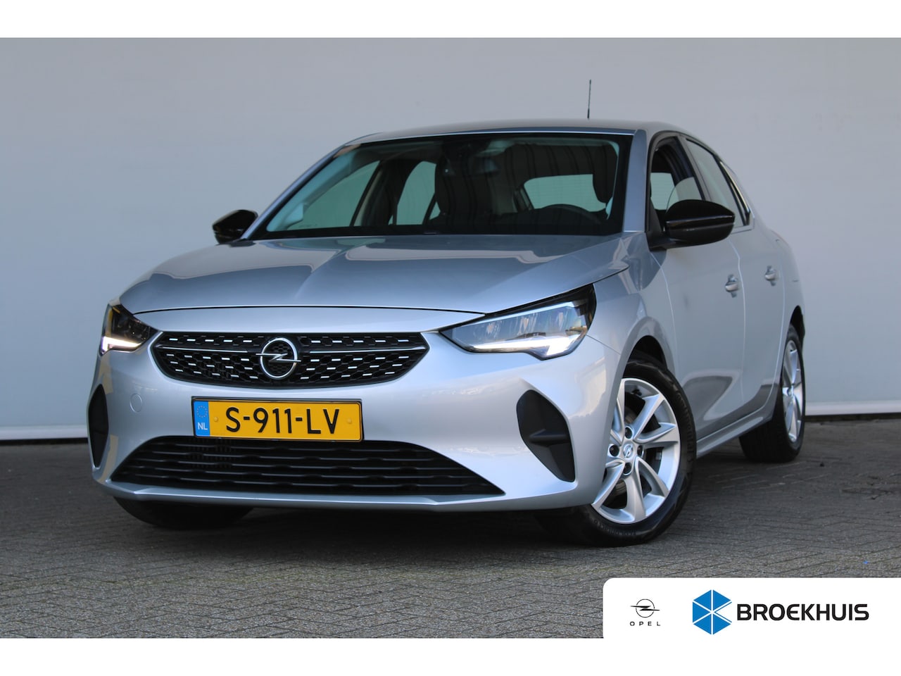 Opel Corsa - 1.2 Level 3 | LED koplampen | Lichtmetalen velgen 16" - AutoWereld.nl