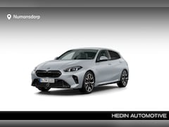 BMW 1-serie - 120 | M-Sport Pro | 19'' | Comf. Acc. | Stoelverw. | Adapt. LED | Getint glas | Driv. Ass