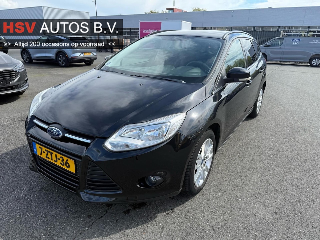 Ford Focus Wagon - 1.0 EcoBoost Lease Titanium airco LM org NL - AutoWereld.nl