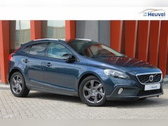 Volvo V40 Cross Country - T4 Automaat Momentum | Panoramadak | Leder | Parkeercamera | Stoelverwarming