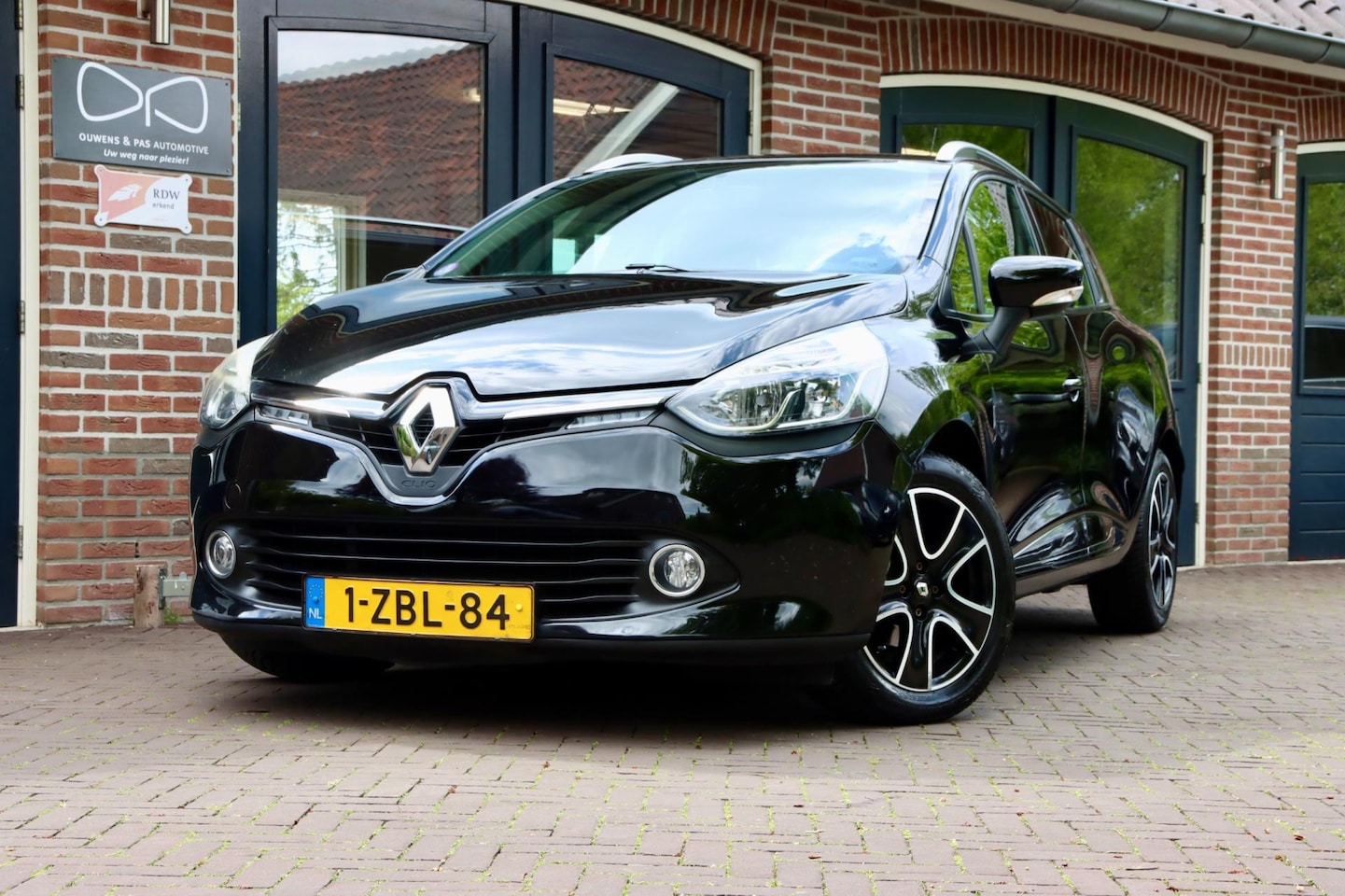 Renault Clio Estate - 1.2 Dynamique | NAP | NAVIGATIE | CRUISE | NIEUWE APK - AutoWereld.nl