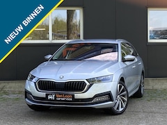 Skoda Octavia Combi - 1.4TSI iV Style/Leer/Head up/Elek st/Stoelverw/Adapt cruise/Sfee