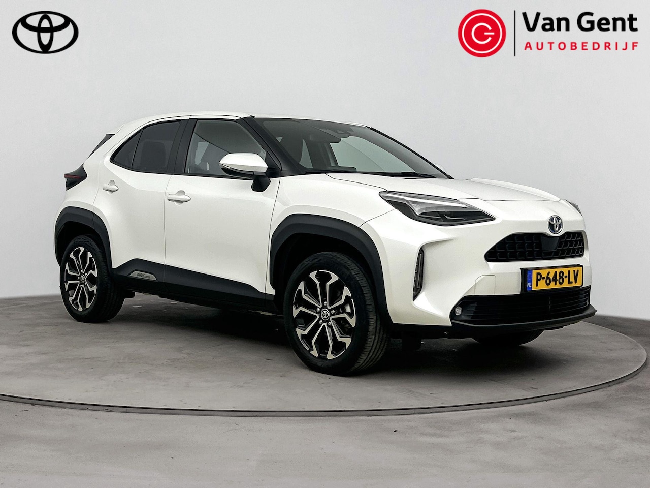 Toyota Yaris Cross - 1.5 Hybrid First Edition | Apple Carplay / Android Auto | Trekhaak | Keyless Entry | LED | - AutoWereld.nl