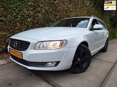 Volvo V70 - 2.4 D5 AWD Kinetic