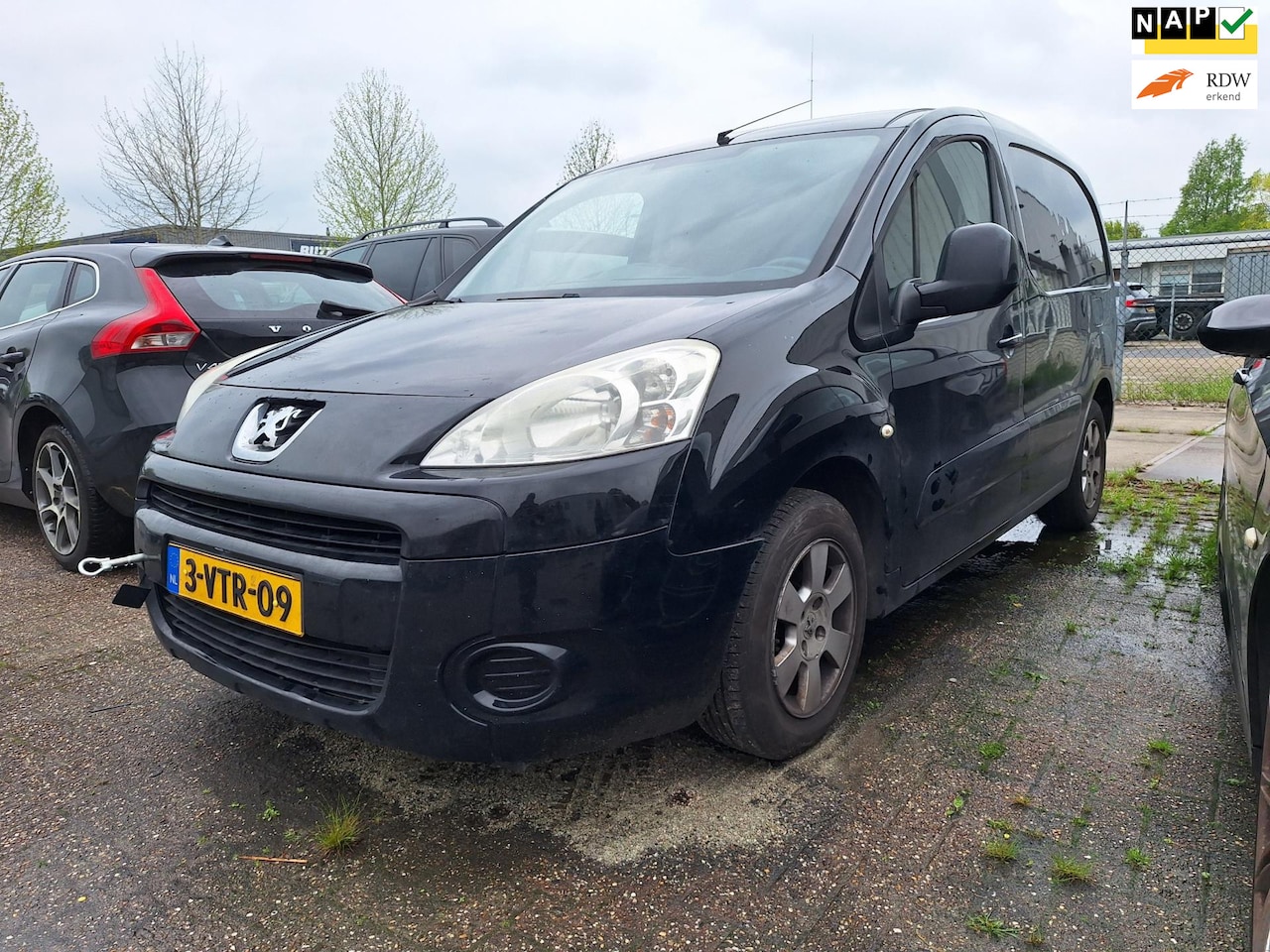 Peugeot Partner - 120 1.6 e-HDI L1 XT Profit + (EXPORT) - AutoWereld.nl