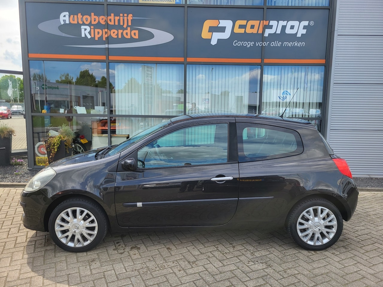Renault Clio - 1.6-16V Dynamique Luxe 1.6-16V Dynamique Luxe - AutoWereld.nl