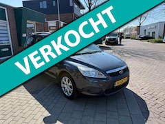Ford Focus Wagon - 1.6 Trend AIRCO/TREKHAAK/1E EIGENAAR