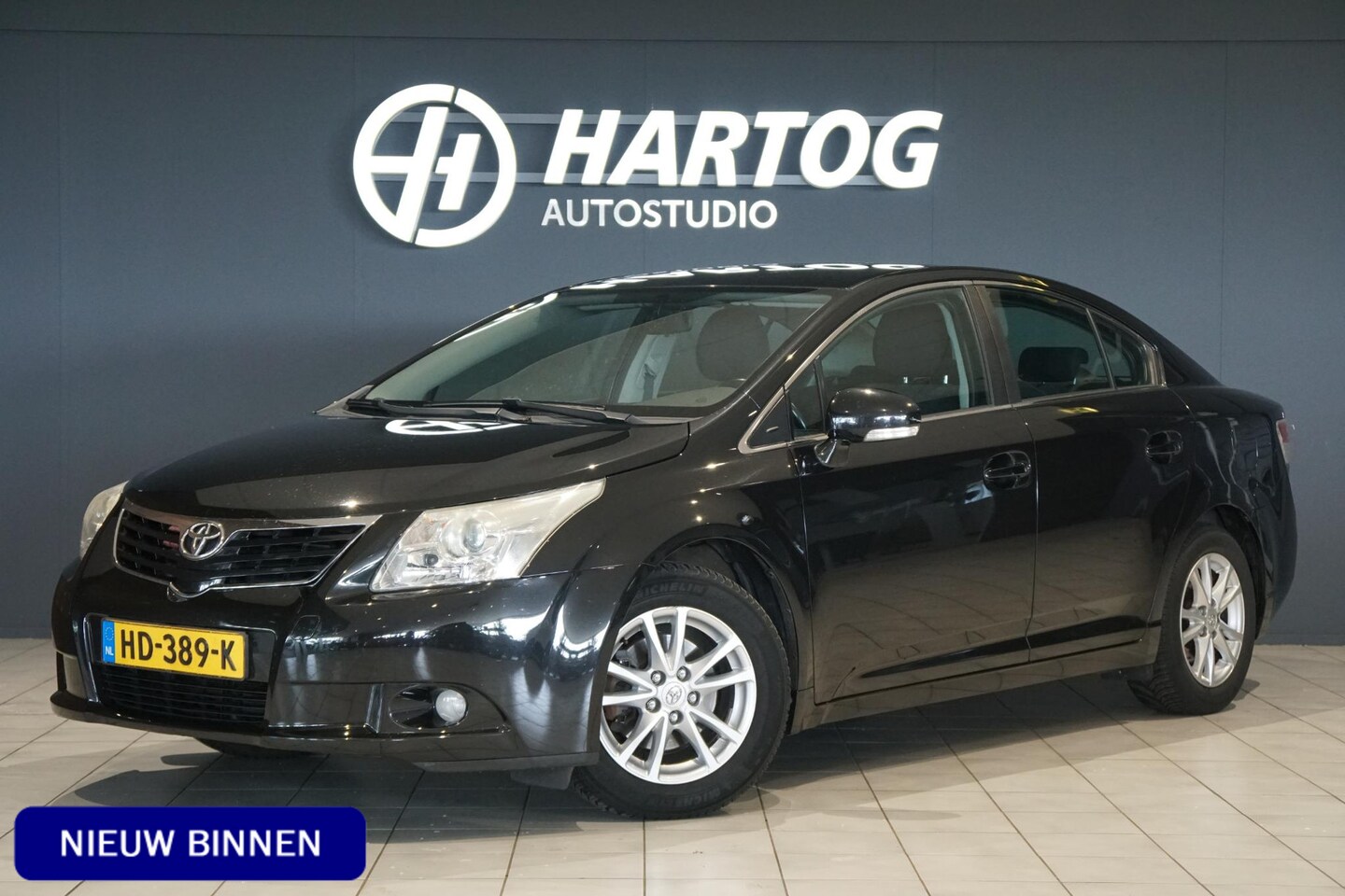 Toyota Avensis - 1.8 VVTi Business + CAMERA / TREKHAAK - AutoWereld.nl