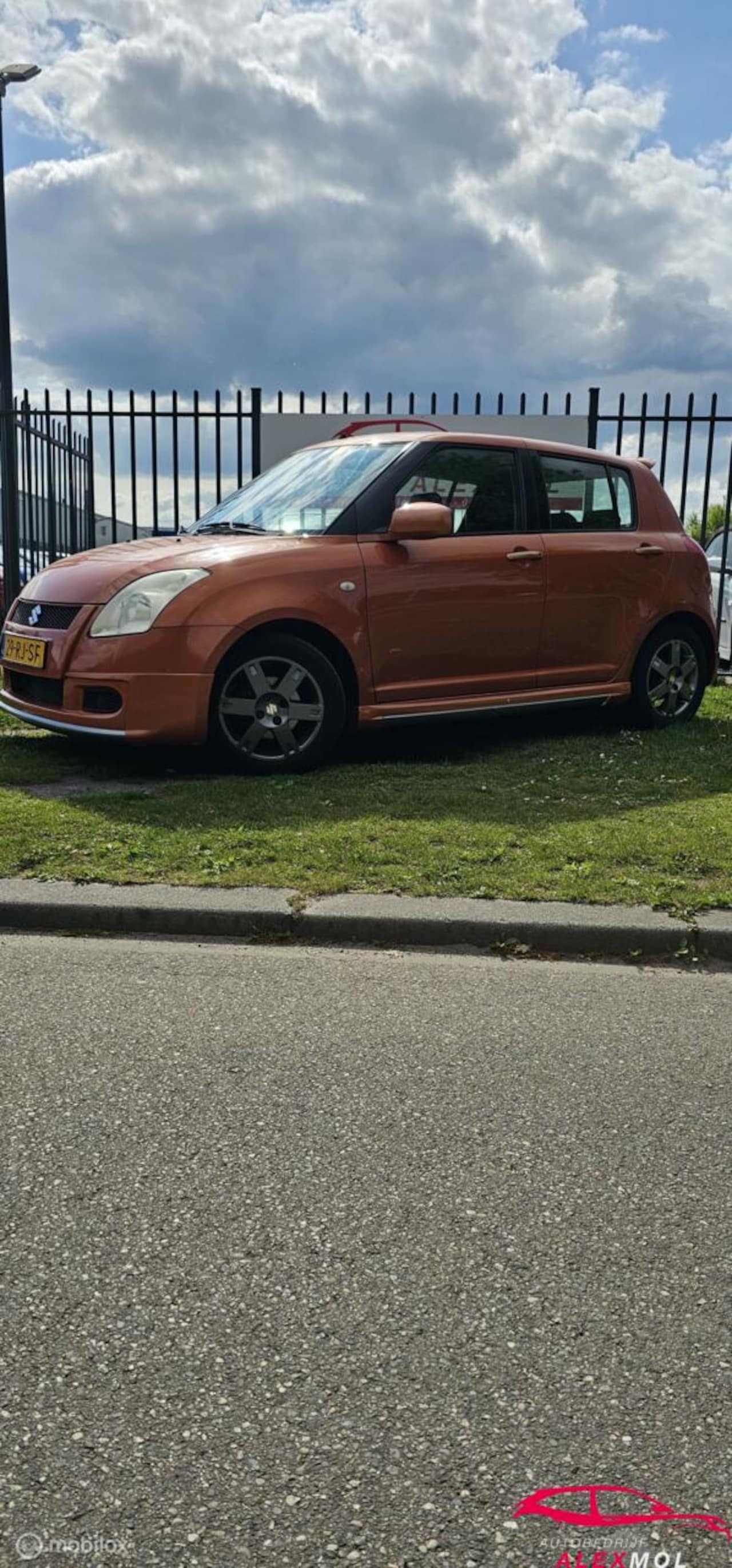 Suzuki Swift - 1.3 GLS 1.3 GLS nieuwe apk - AutoWereld.nl