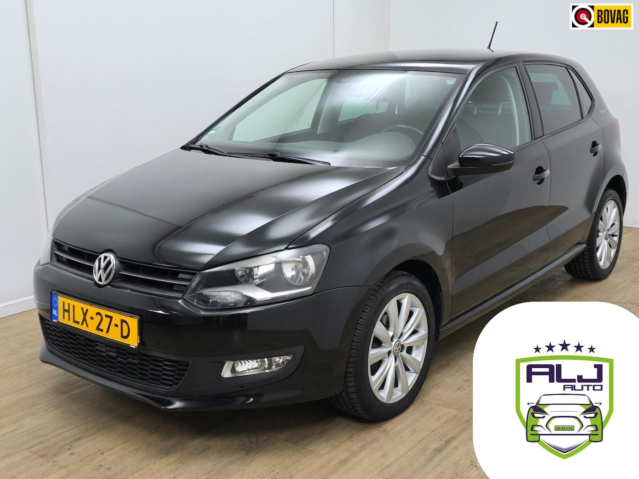 Volkswagen Polo - Occasion 1.2 TSI Highline met cruisecontrol en 5 deurs zwart | Tweedehands Volkswagen Polo - AutoWereld.nl