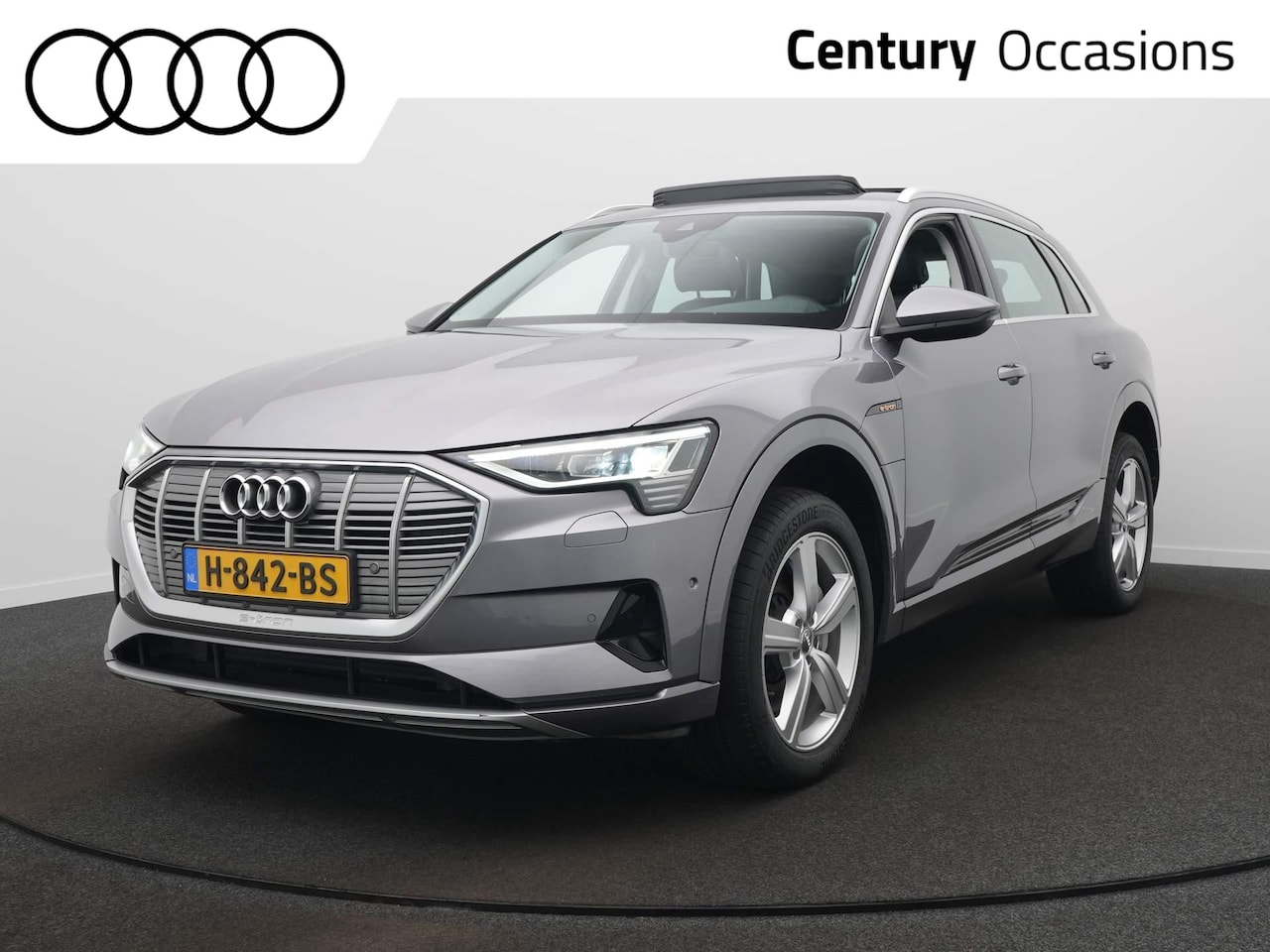Audi e-tron - 50 quattro Launch edition plus 71 kWh | panoramadak | trekhaak | leder | elek. stoelen - AutoWereld.nl