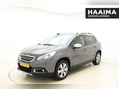 Peugeot 2008 - 1.2 82pk Style | Panoramadak | Lichtmetalen velgen | Trekhaak | Navigatie | Climate Contro