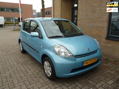 Daihatsu Sirion 2 - 1.0-12V Trend