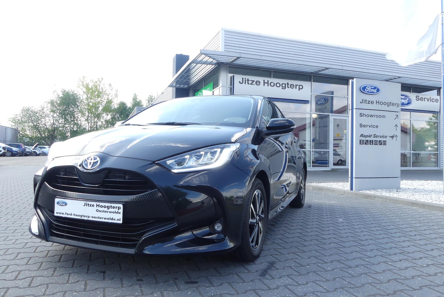 Toyota Yaris - 1.5 Hybrid TeamD ADAPTIEVE CRUISE, CLIMA, CAMERA, PDC V&A, STOELVERWARMING, 23.223KM - AutoWereld.nl