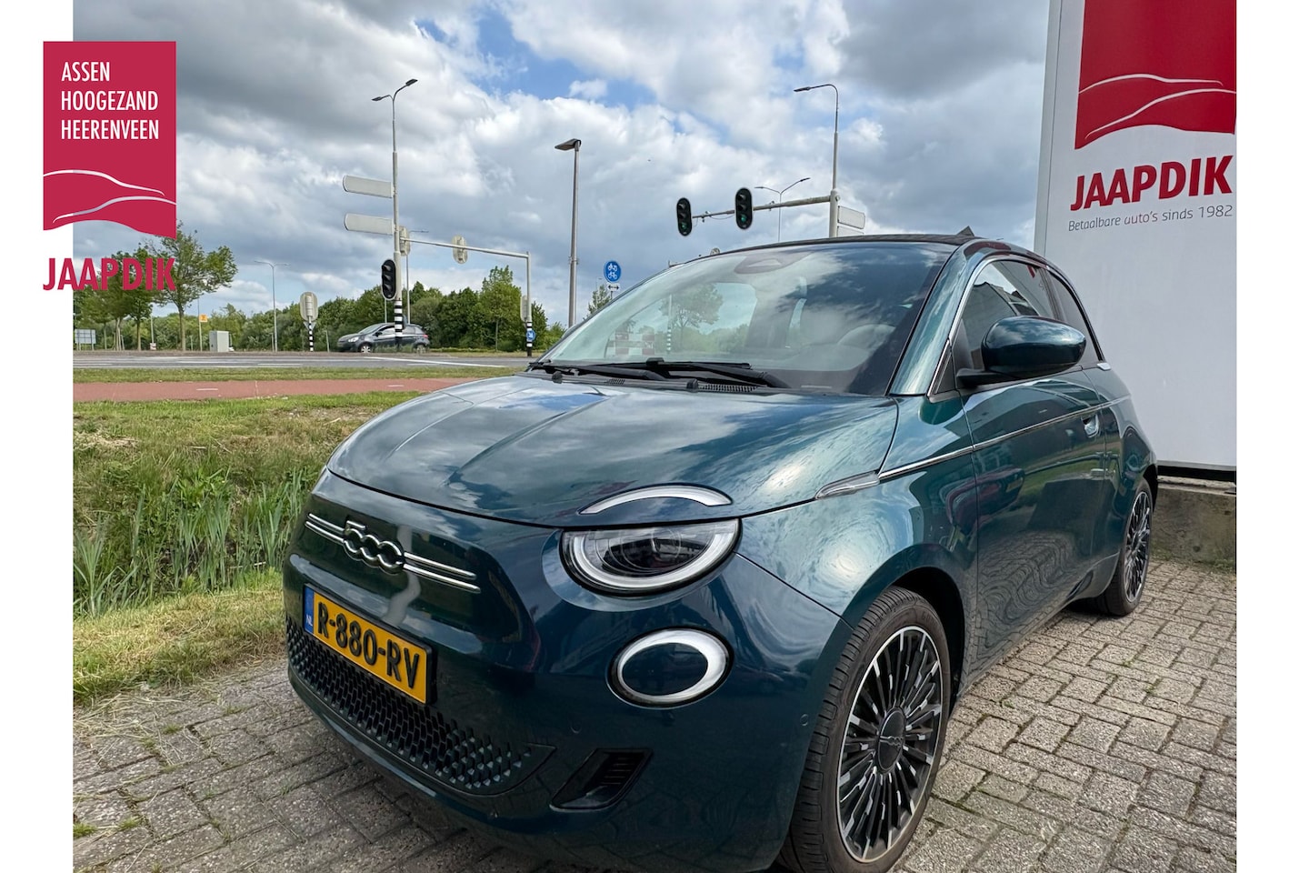 Fiat 500 - Cabrio La Prima 42 kWh Nieuw Binnen! CAMERA / PDC / APPLE & ANDROID / LMV / LEDER - AutoWereld.nl