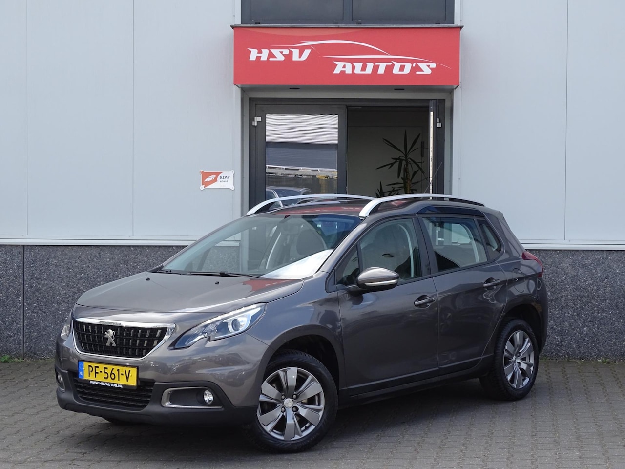 Peugeot 2008 - 1.2 PureTech Blue Lion navi LM cruise org NL - AutoWereld.nl