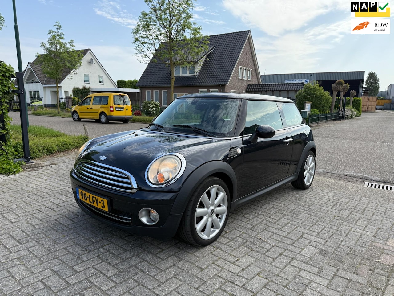 MINI Cooper - Mini 1.6 | NAP Airco Leder Nieuwe APK | - AutoWereld.nl