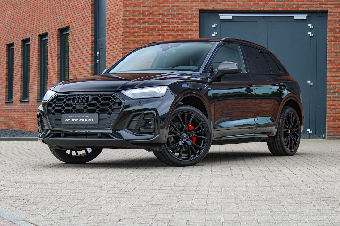 Audi Q5 - 55 TFSI e S edition Competition | Pano | Head-up | Massage | Trekhaak | Leder - AutoWereld.nl