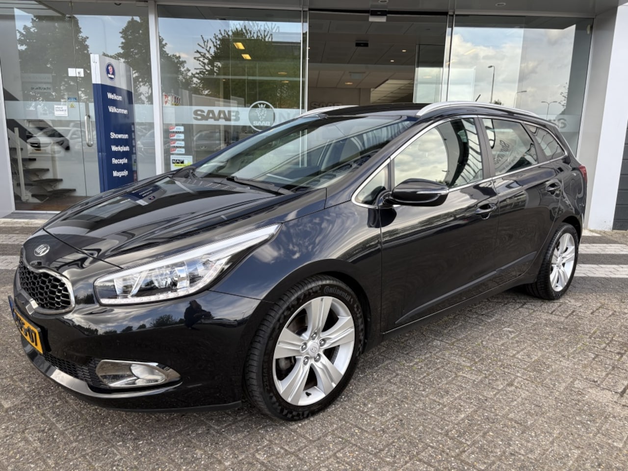 Kia Cee'd Sportswagon - 1.6 GDI Comfort Pack Cruise Control Navigatie - AutoWereld.nl