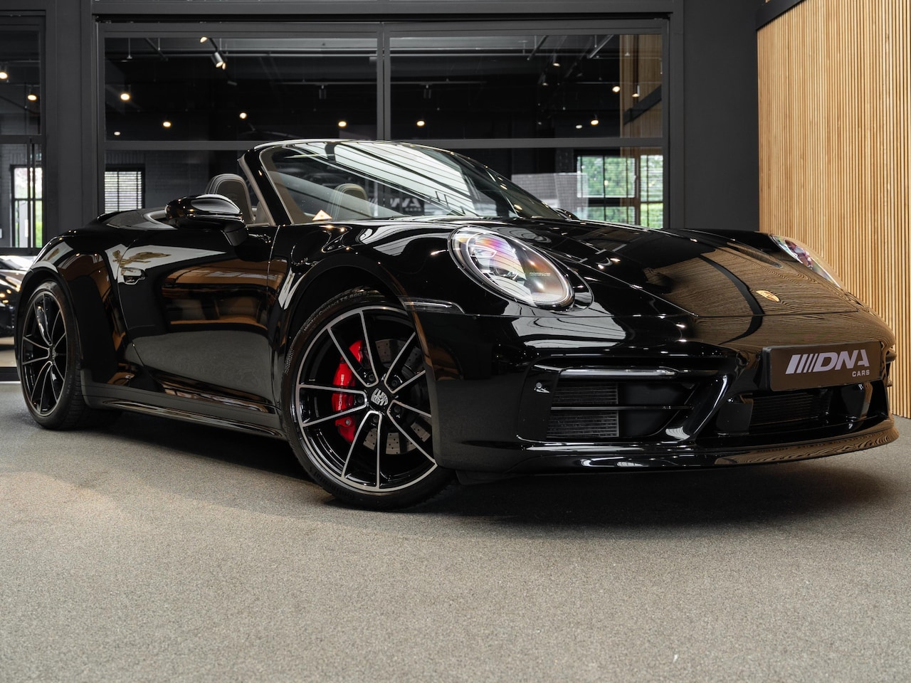 Porsche 911 Cabrio - 992 Carrera S Sport Design Sport uitlaat 3.0 911 S Carbio Bose ACC PDLS+ - AutoWereld.nl