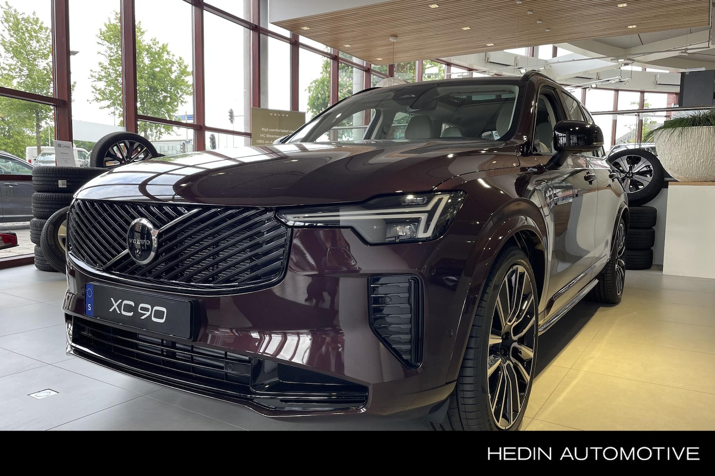 Volvo XC90 - Ultra | 22" velgen | Massagestoelen voor | Bowers & Wilkins | Luchtvering - AutoWereld.nl