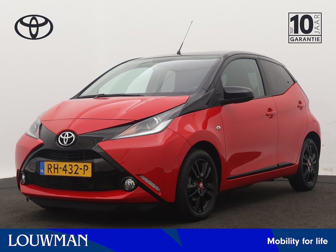 Toyota Aygo - 1.0 VVT-i x-cite | Camera | Airco | Lichtmetalen Velgen | - AutoWereld.nl