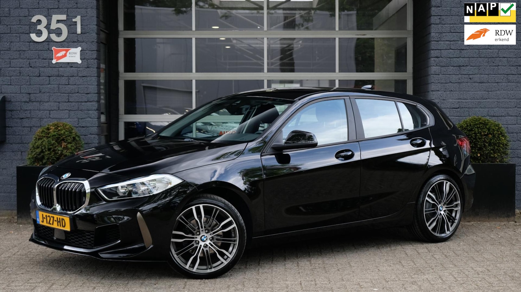 BMW 1-serie - 118i High Executive Edition 118i High Executive Edition - AutoWereld.nl