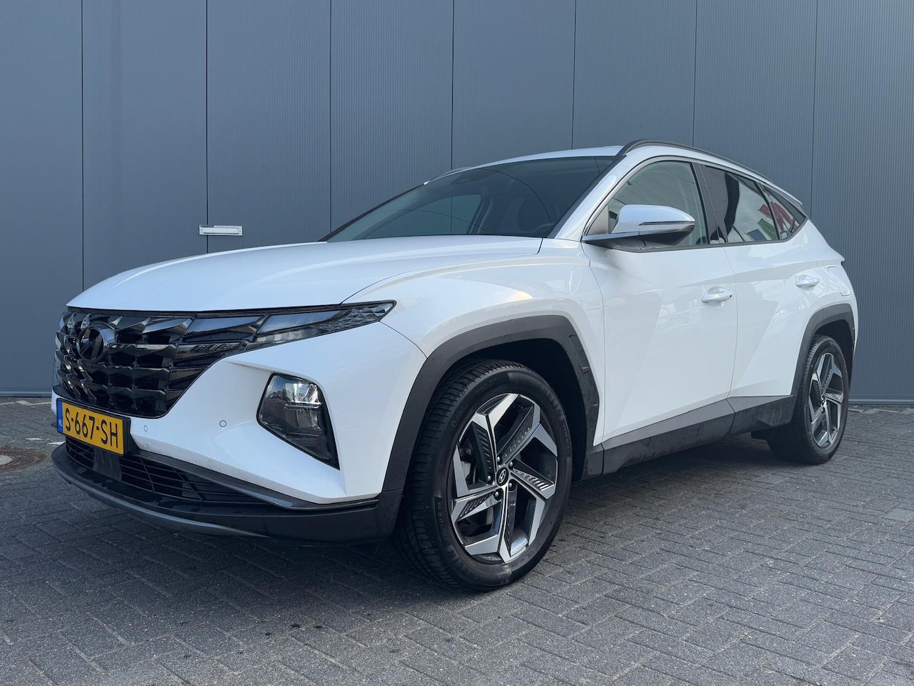 Hyundai Tucson - 1.6 T-GDI 265pk PHEV Comfort Smart 4WD Climate | Camera | Carplay | Keyless | Navigatie | - AutoWereld.nl