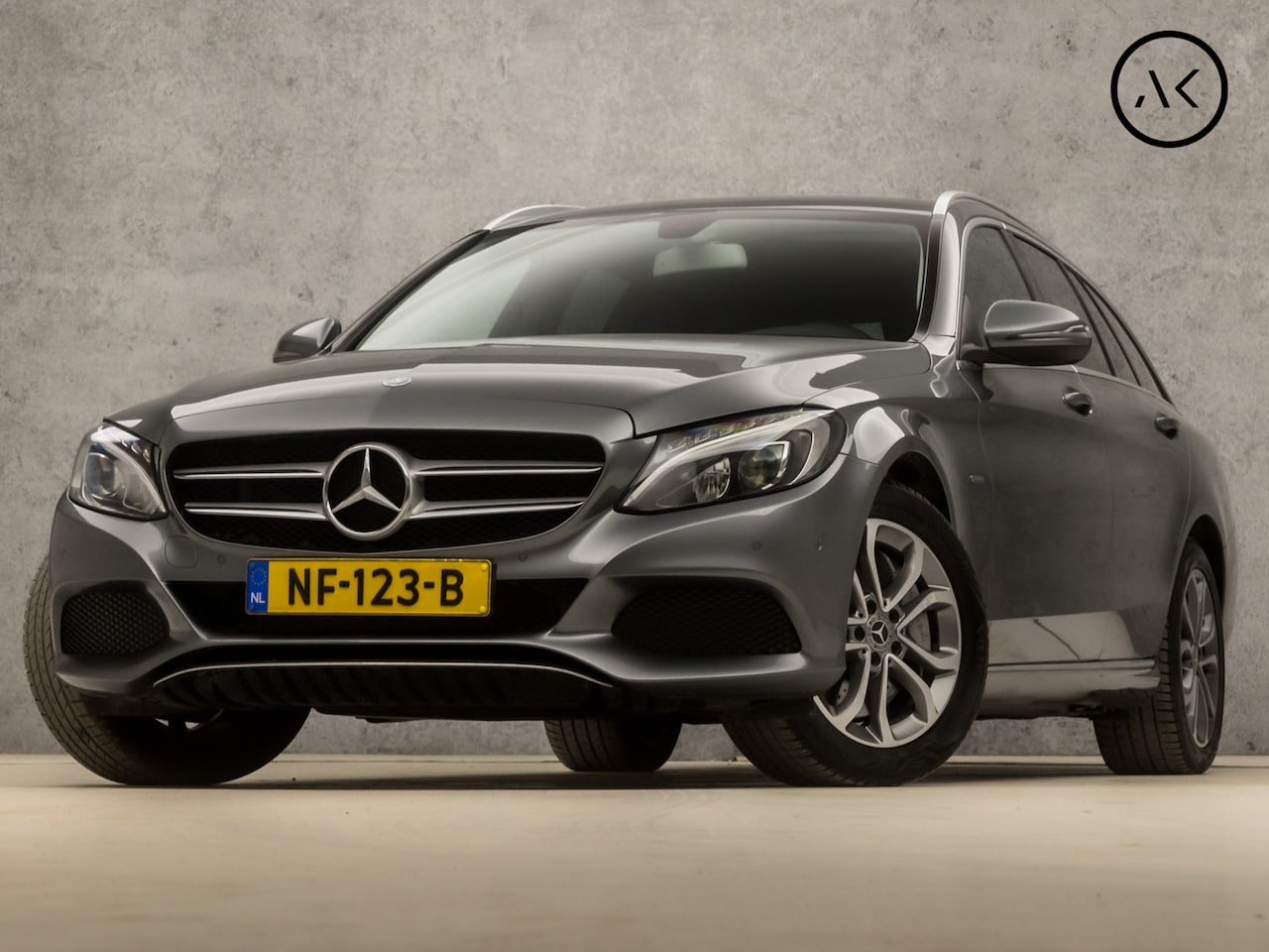 Mercedes-Benz C-klasse Estate - 350 e Luxury Edition 279Pk Automaat (NAVIGATIE, LUCHTVERING, LEDER, STOELVERWARMING, ELEK - AutoWereld.nl