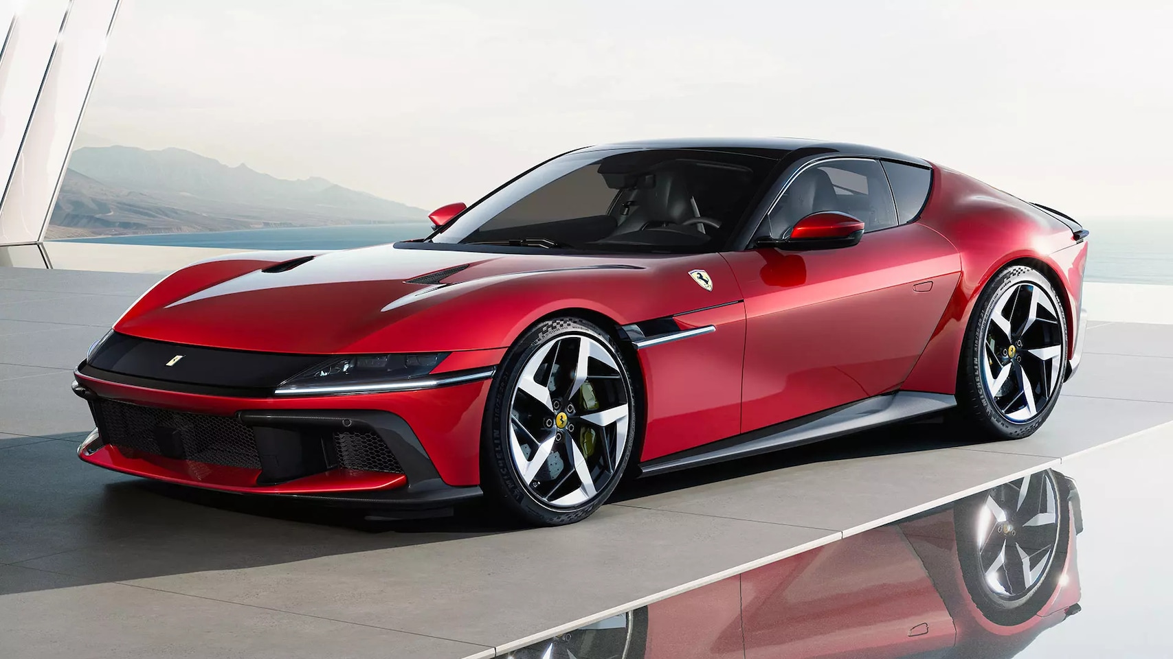Ferrari 12Cilindri - Coupé | 2025 | NEW | Free to Spec - AutoWereld.nl