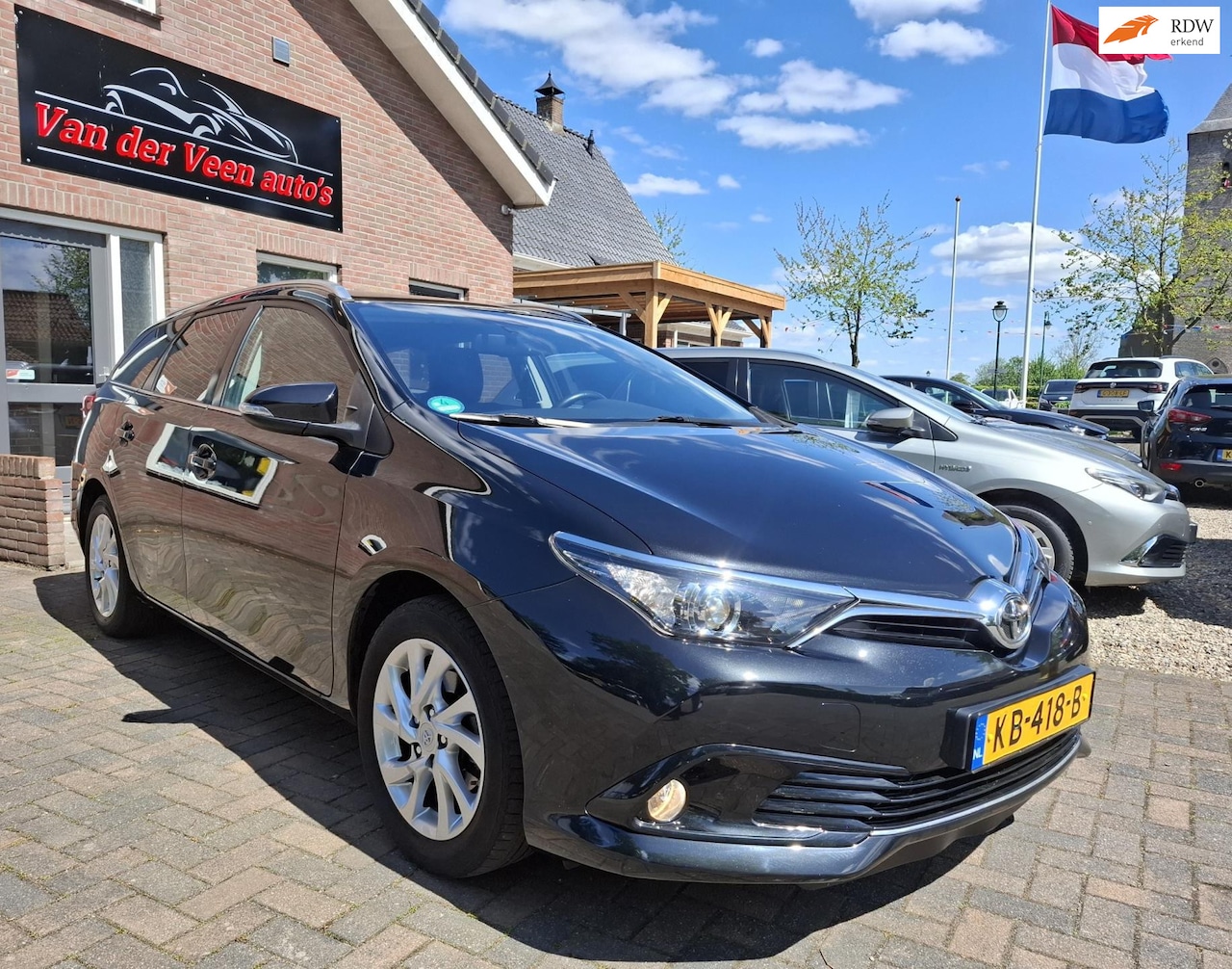 Toyota Auris Touring Sports - 1.2T Business Pro. Nette auto! O.a: stoelverw, navi, trekhaak, camera, cruise. Prijs incl - AutoWereld.nl