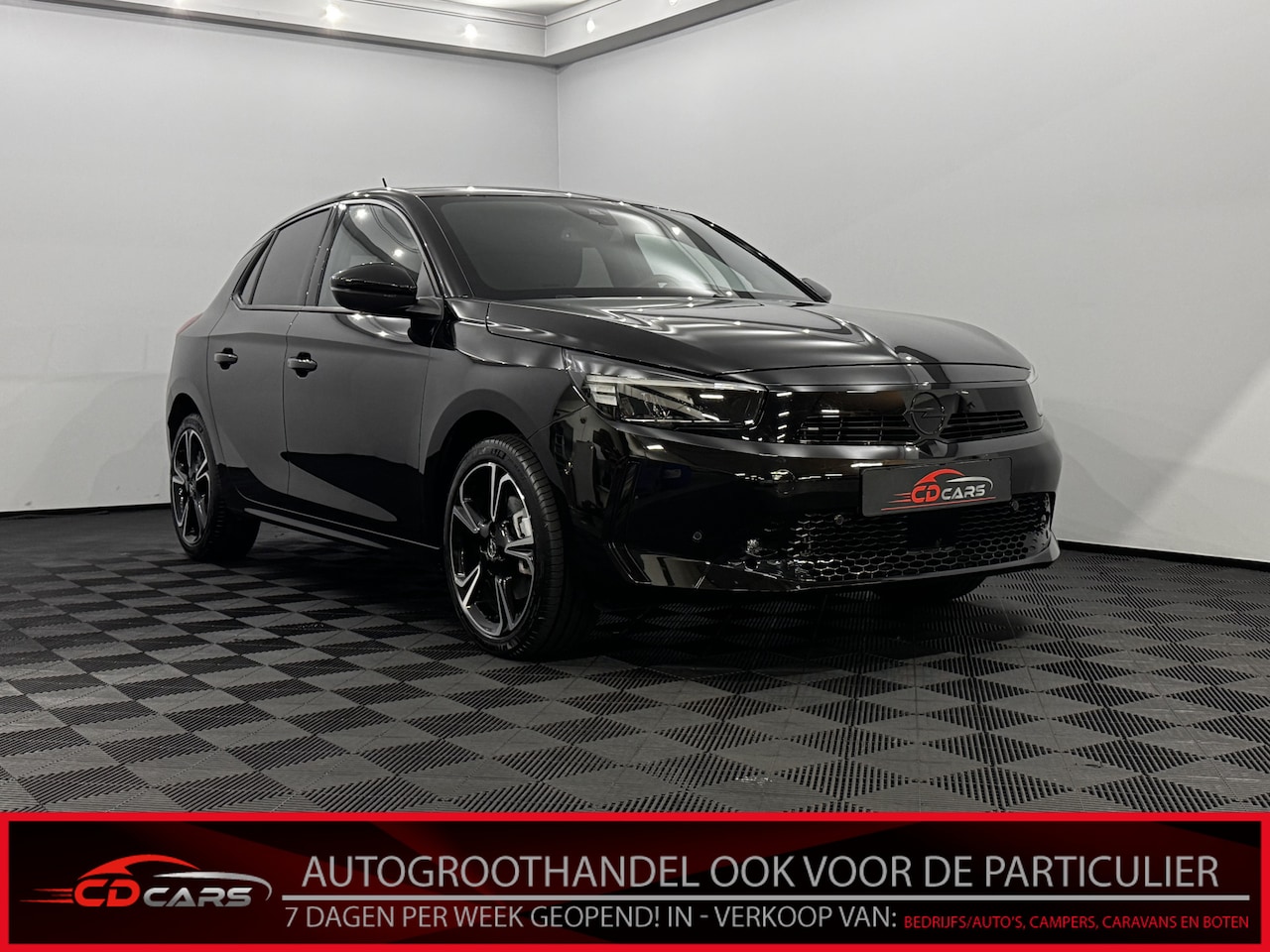Opel Corsa - 1.2 GS Line Half leder, Camera, Apple carplay, Virtual desk, Winterpakket, Cruise control, - AutoWereld.nl