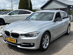 BMW 3-serie Touring - 318D Aut Sportline 2015 Panodak Trekhaak