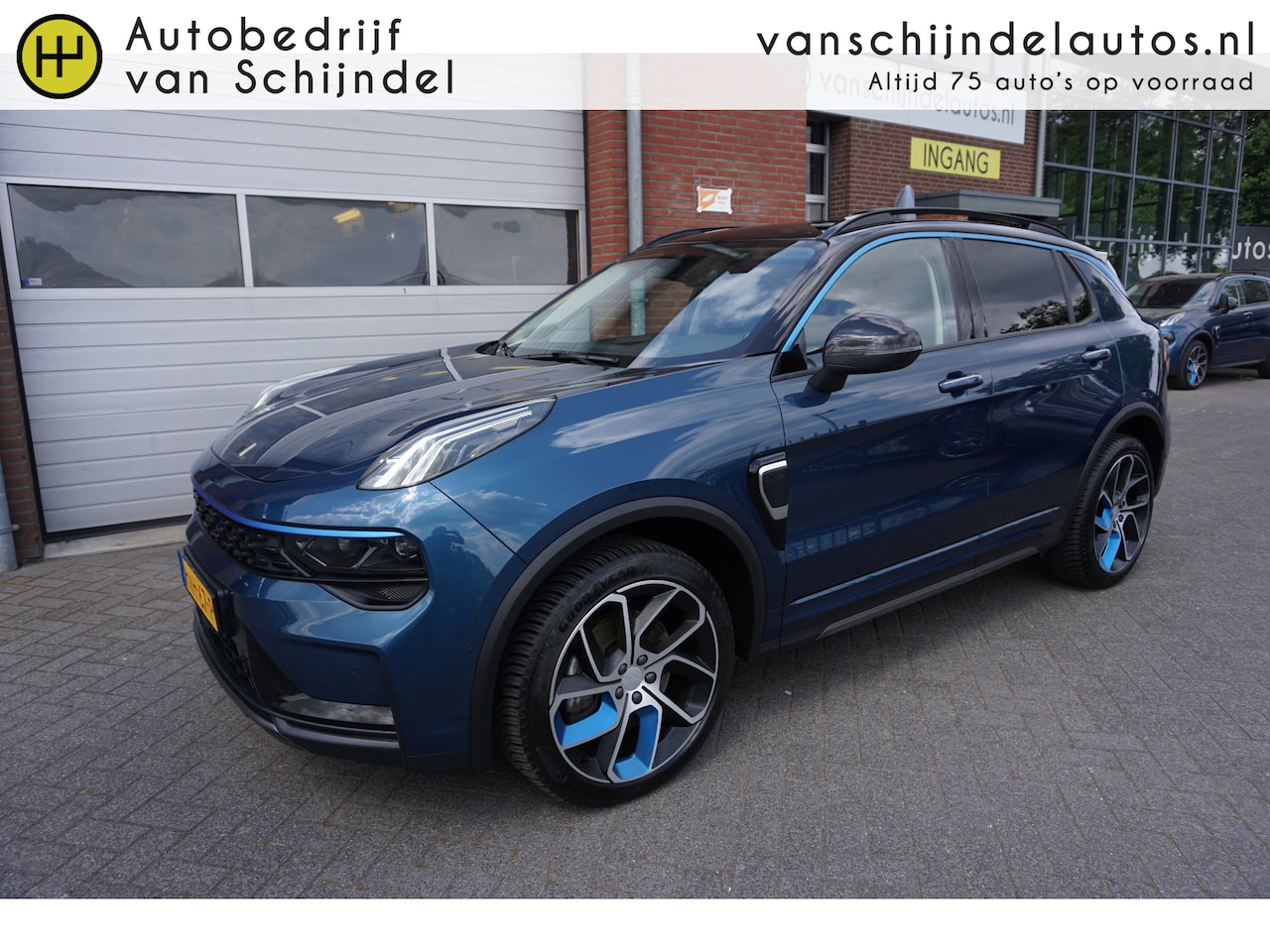 Lynk & Co 01 - 1.5 261PK! DECEMBER 2022 DEALER ONDERHOUDEN 4X ALL SEASON BANDEN 360CAMERA 6,6KHW LADEN PA - AutoWereld.nl