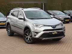 Toyota RAV4 - 2.5 Hybrid Style / Camera / Navigatie / Dealer onderhouden / Bluetooth / Cruise Control
