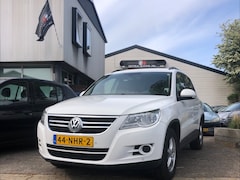 Volkswagen Tiguan - 2.0 TDI Comfort&Design, Airco, Navigatie enz Keurig nette en zeer goed rijdende Tiguan. On