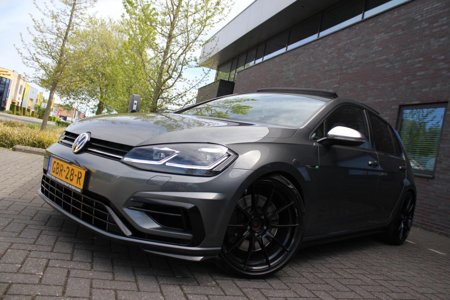 Volkswagen Golf - 2.0 TSI 4Motion R 2.0 TSI 4Motion R - AutoWereld.nl